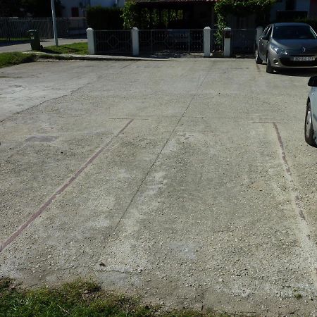 Three Bedroom Apartment & Studio - Apartments Zdrijac Nin Bagian luar foto